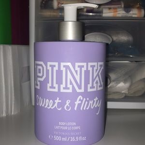 PINK sweet and flirty body lotion